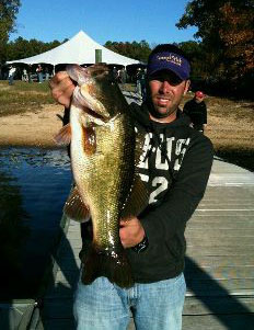 Adam Hunt with 7.3 lb bucket mouth