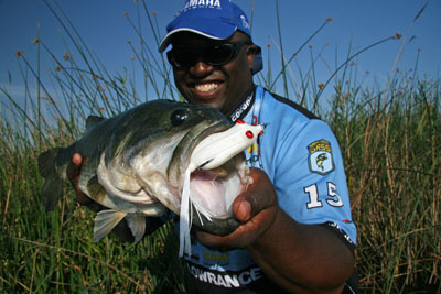 Bassmaster Elite Pro Ish Monroe